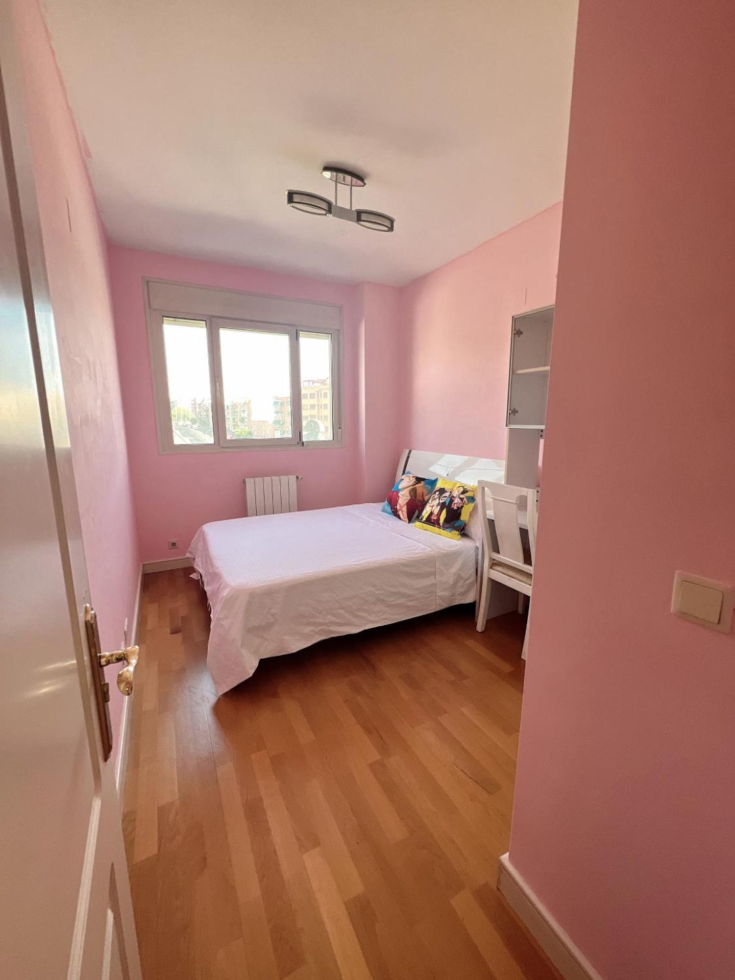 Alcobendas Cómodo y luminoso Un dormitorio Exterior foto