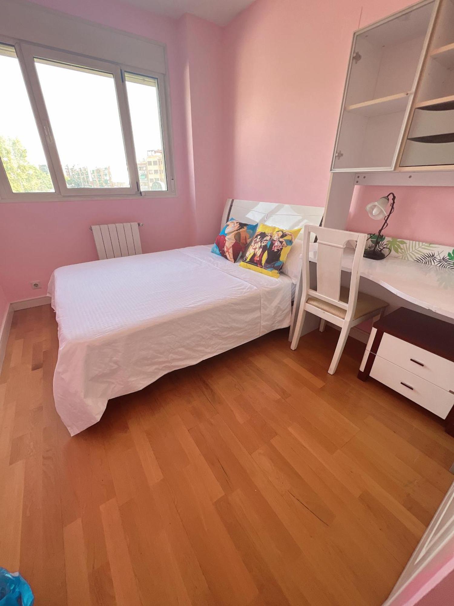 Alcobendas Cómodo y luminoso Un dormitorio Exterior foto